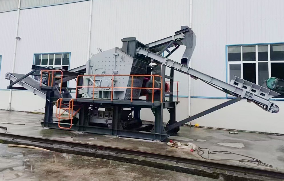反擊式破碎機模塊,反擊式破碎機框架,反擊式破碎機.jpg